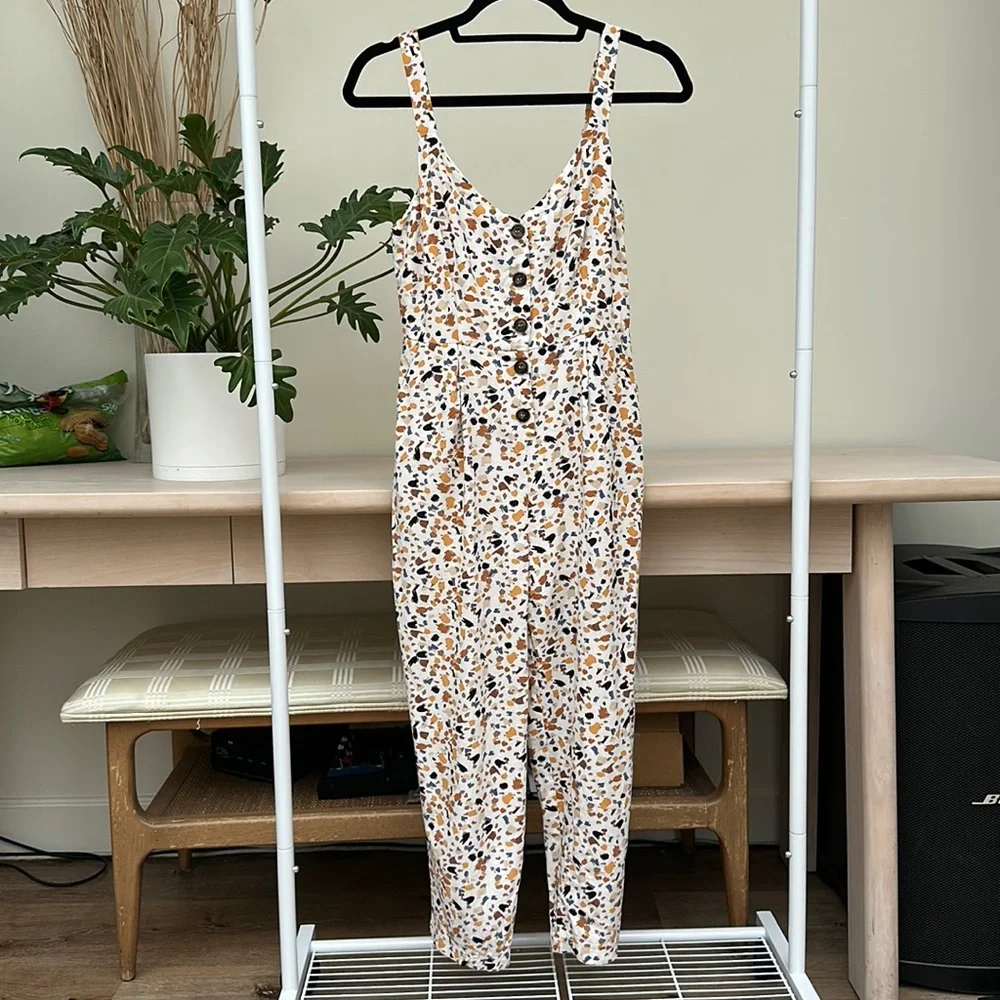 LUSH Sleeveless Printed Jumpsuit with Hidden Back Zipper Closure - Picture 2 of 6